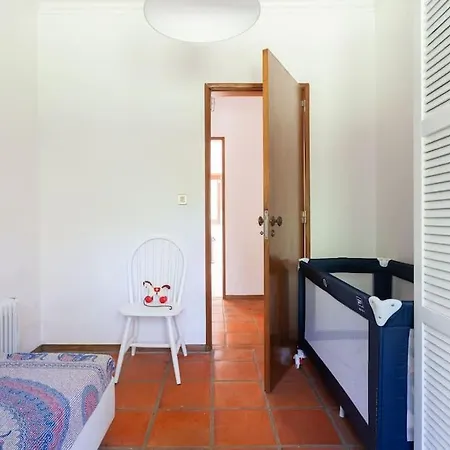 Gorgeous With Pool & Garden In Azeitao