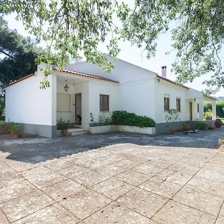 Villa Gorgeous With Pool & Garden In Azeitao